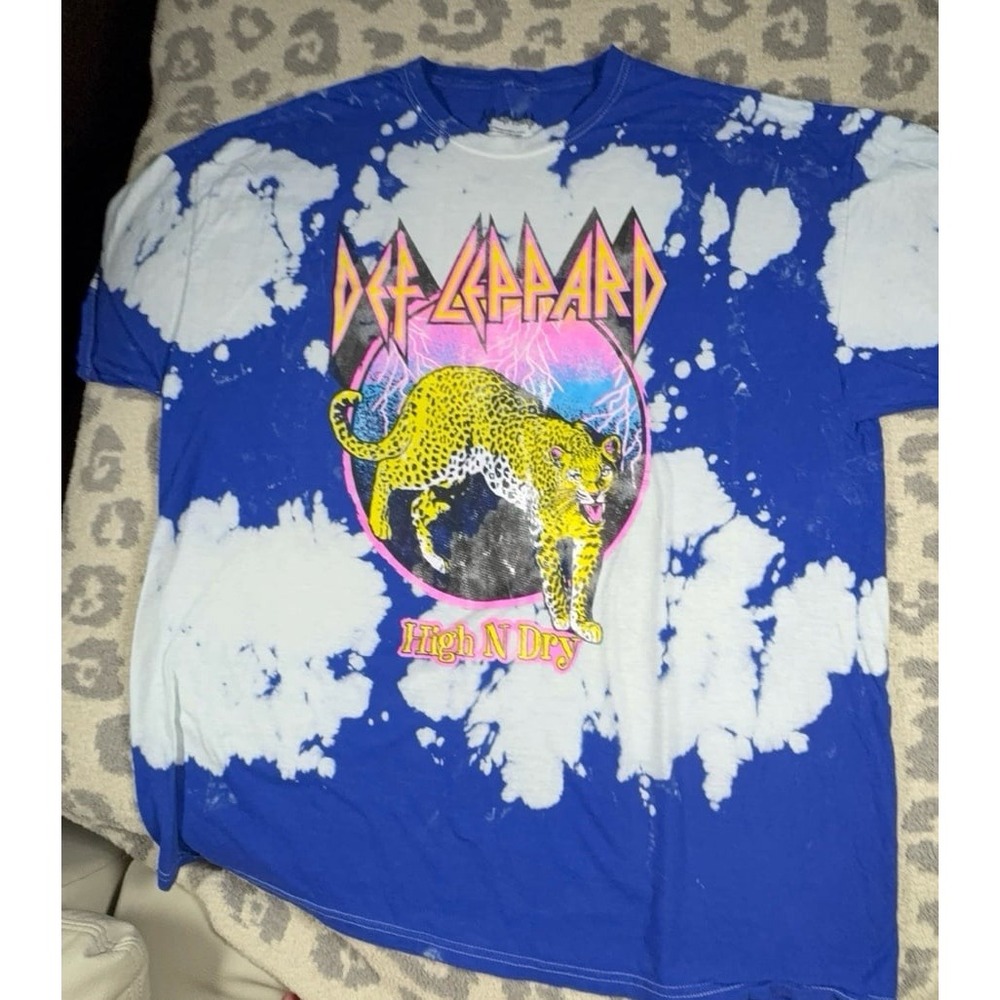 Adult XXL Def Leppard tie dye Tshirt. NWOT.